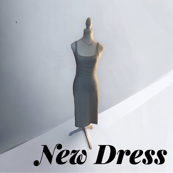 Dresses & Skirts - Black and white strap dress size L